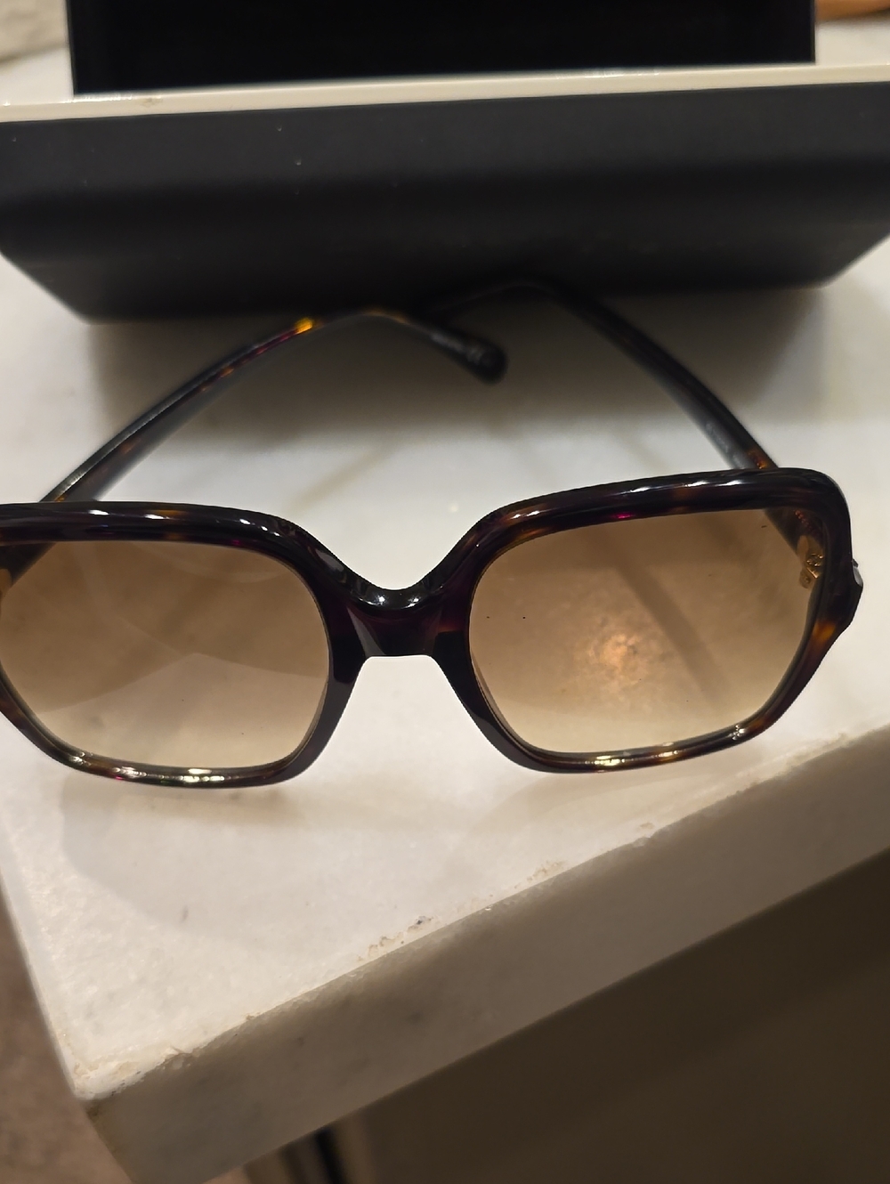 Givenchy Brown Gradient Oversized Square Sunglasses GV7123G/S - Picture 7 of 8